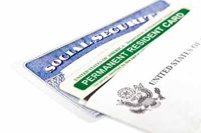 7 axes de réflexion pour faciliter l’octroi du permis de résidence en Espagne